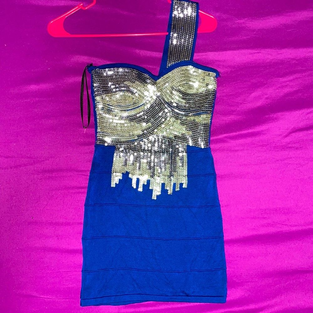 Bebe Beautifully Sequined One-Shoulder Dress (S)
